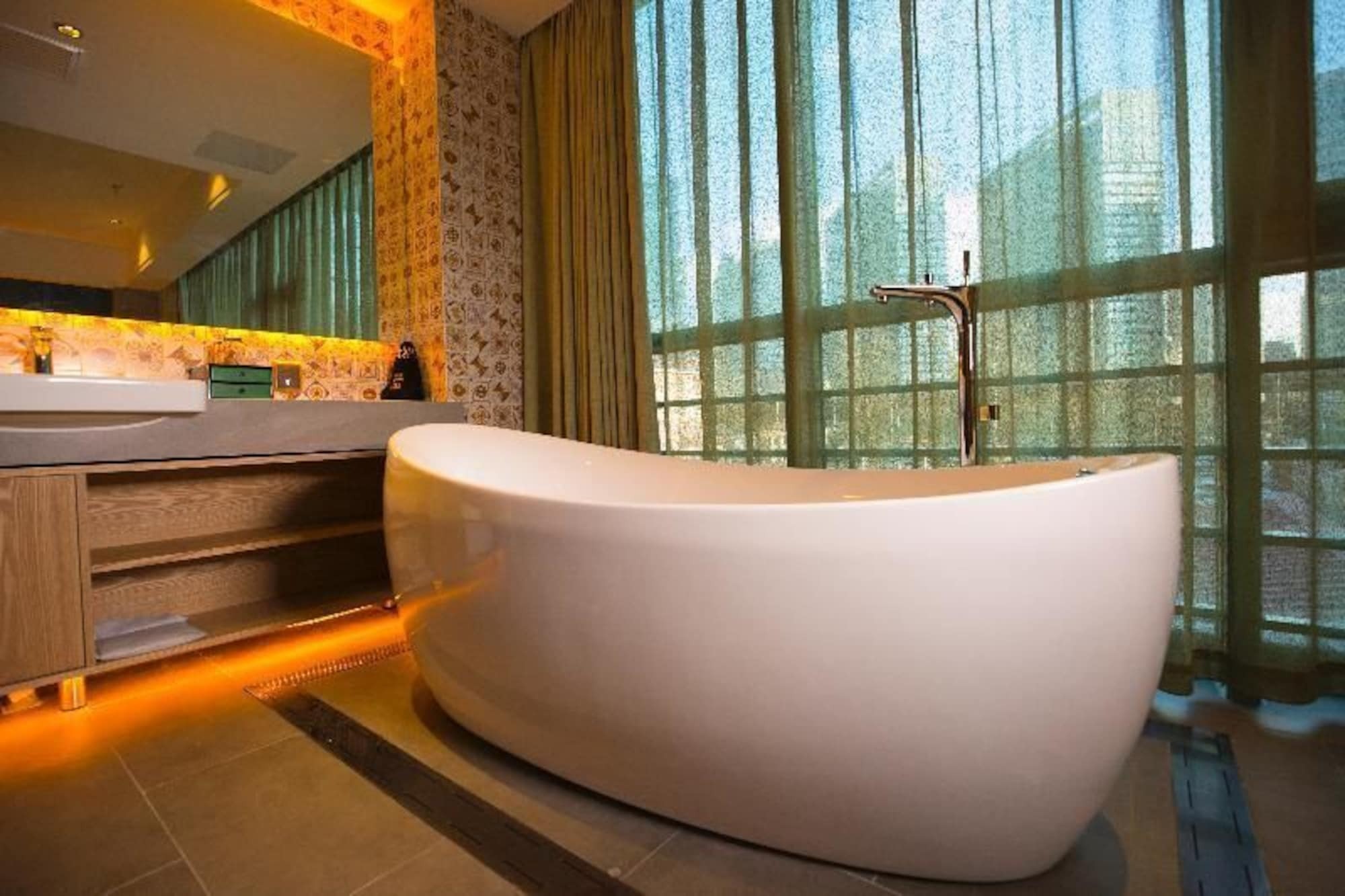 Qiu Guo Hotel Hua Mao Chaoyang  Екстериор снимка